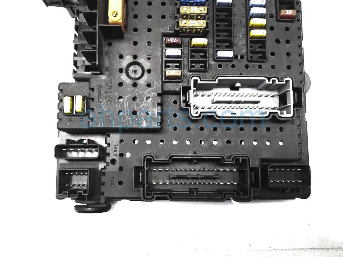 02 volvo v70 rear fuse pannel diagram