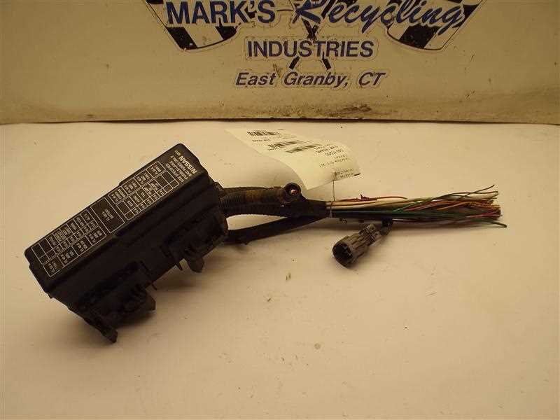 02 nissan altima fuse box diagram