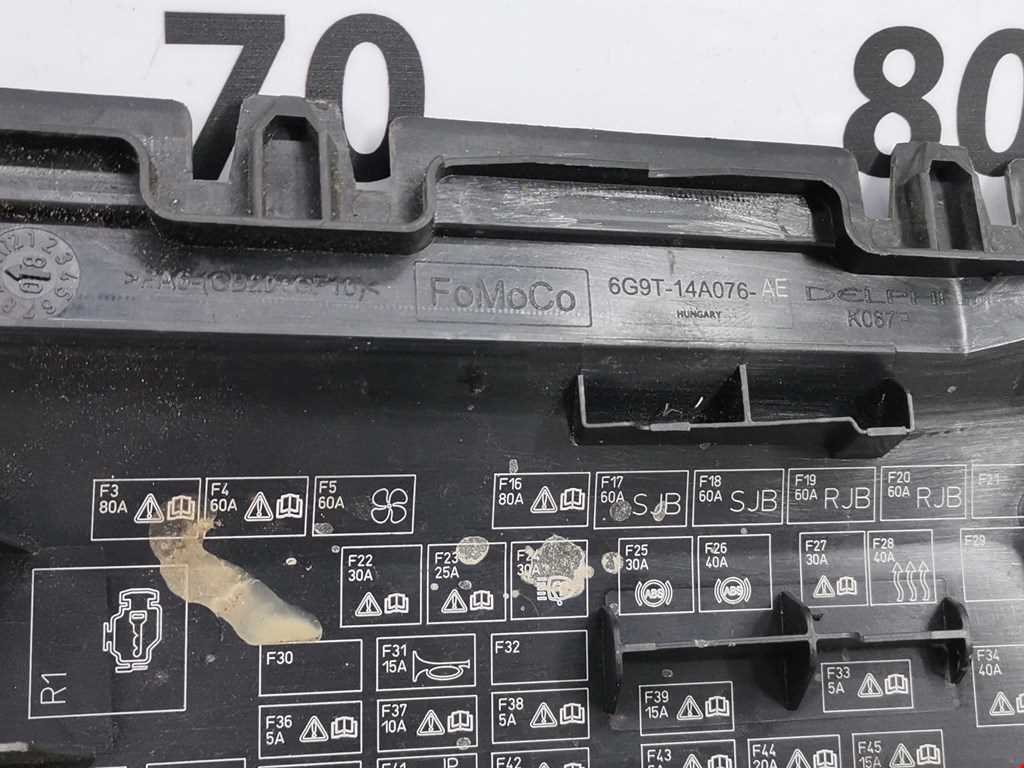 05 mondeo fuse diagram