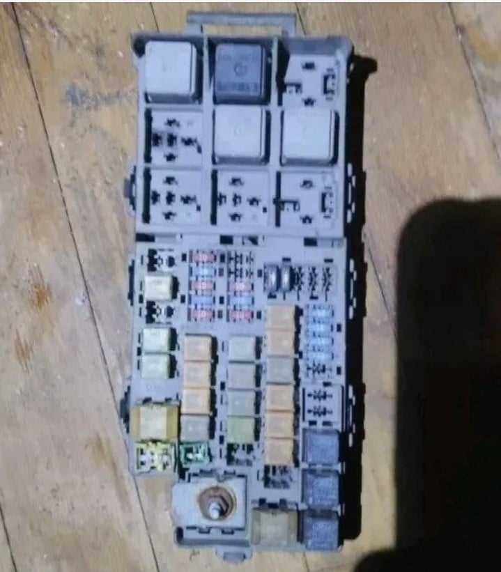 05 taurus fuse diagram