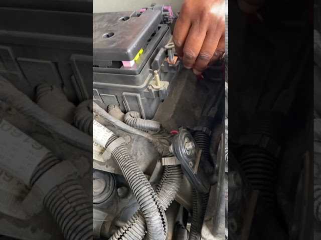 06 gmc envoy 2nrd row fuse box diagram