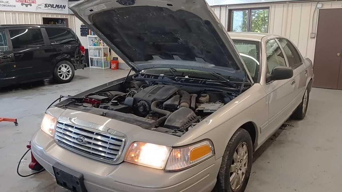 07 crown vic 2007 crown victoria fuse box diagram