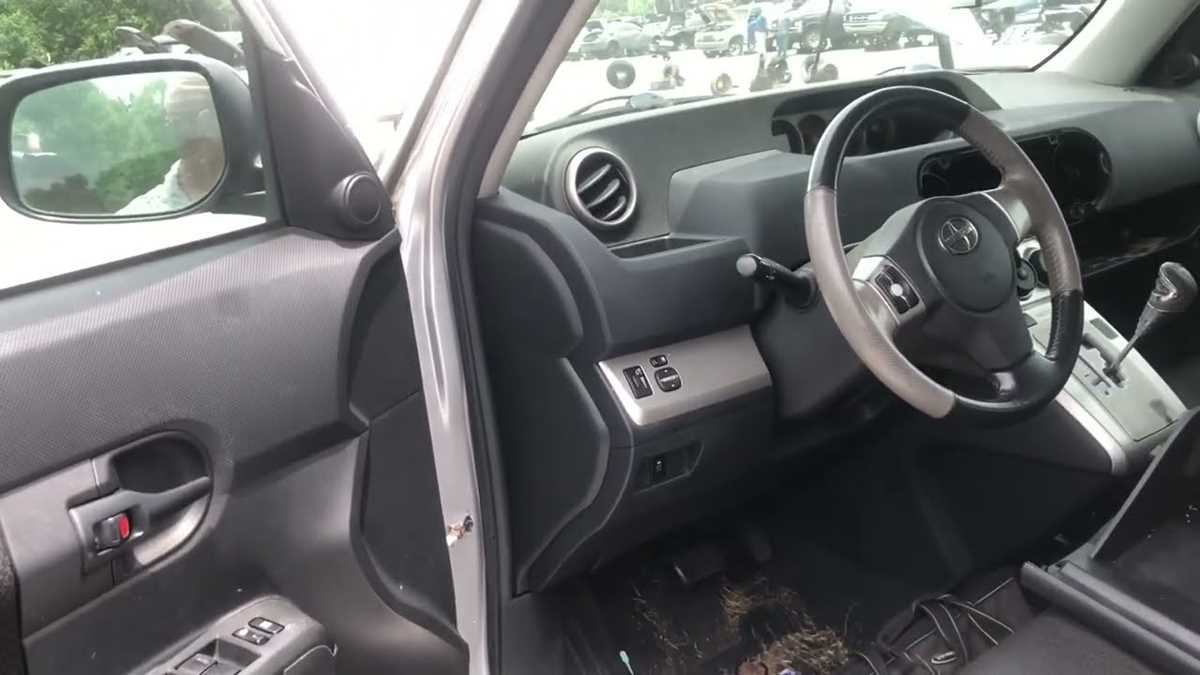 08 scion xd fuse diagram