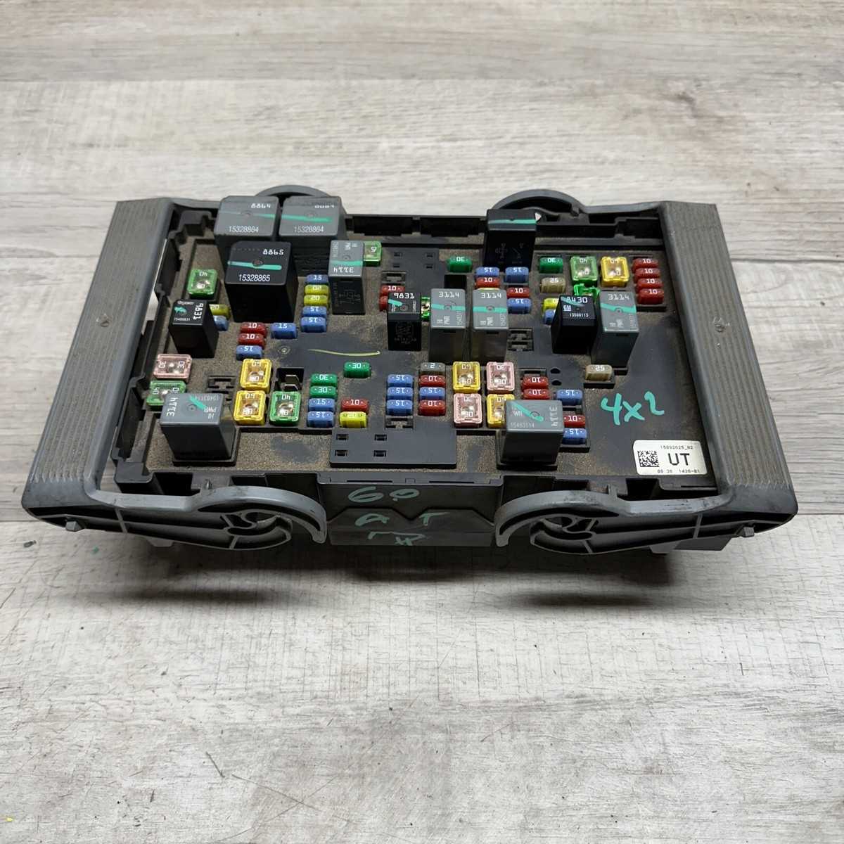 09 tahoe fuse panel diagram