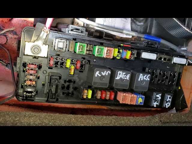 10 07 dodge charger rear fuse box diagram