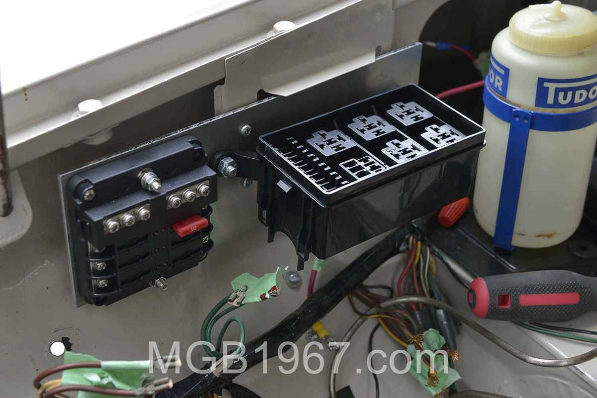 1980 mgb fuse box diagram