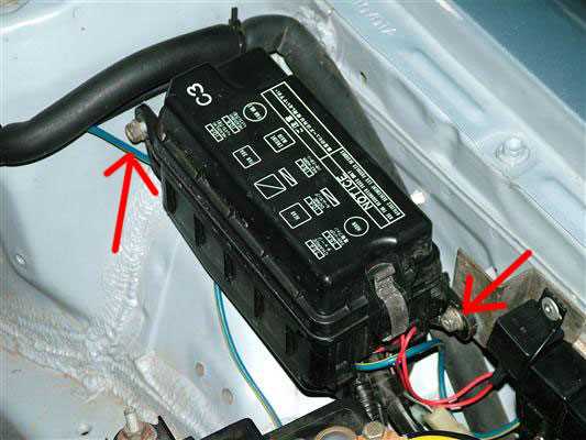 1994 toyota hilux fuse box diagram