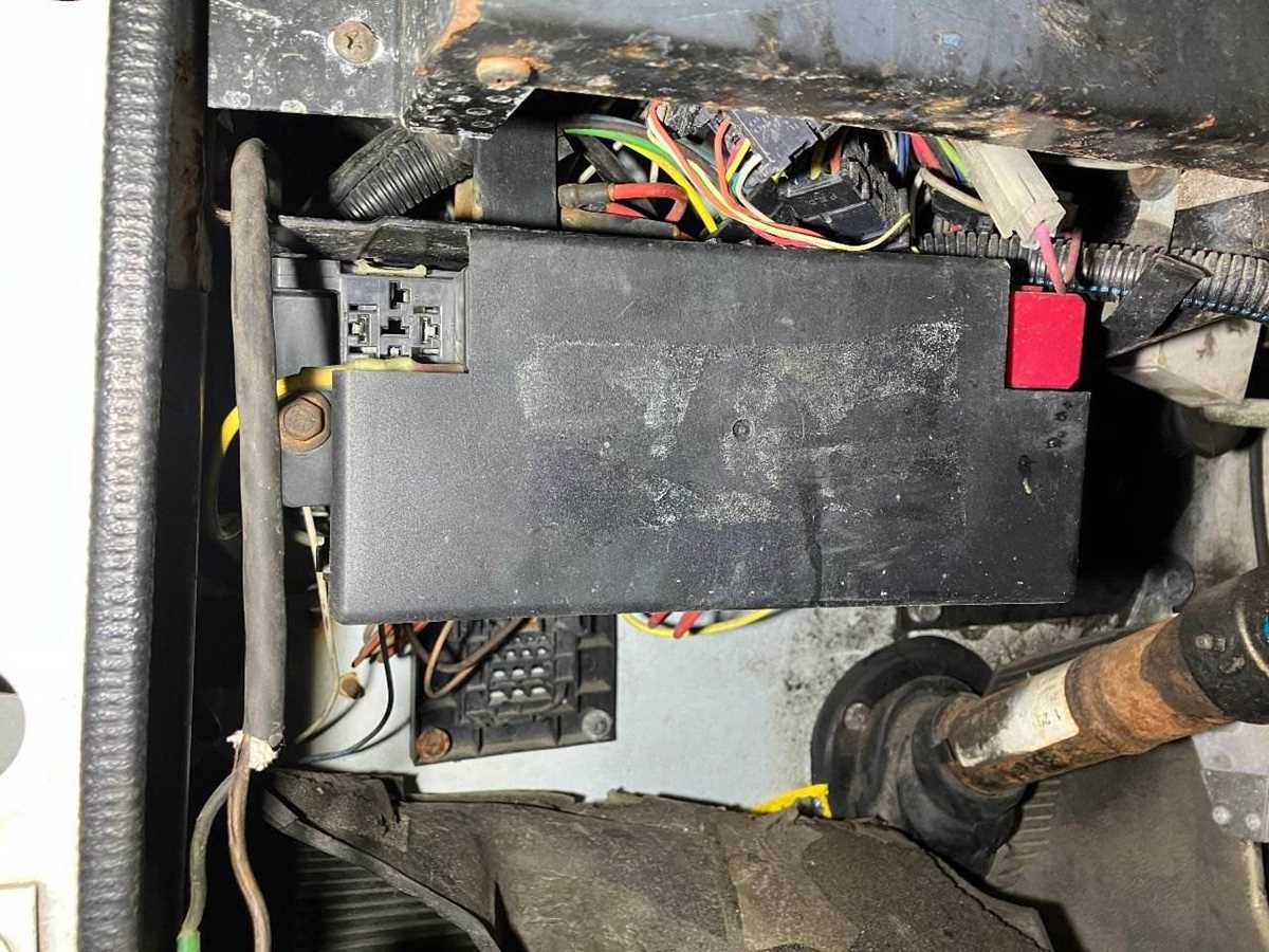 1995 international 4700 fuse panel diagram