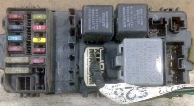 1996 mitsubishi lancer fuse box diagram