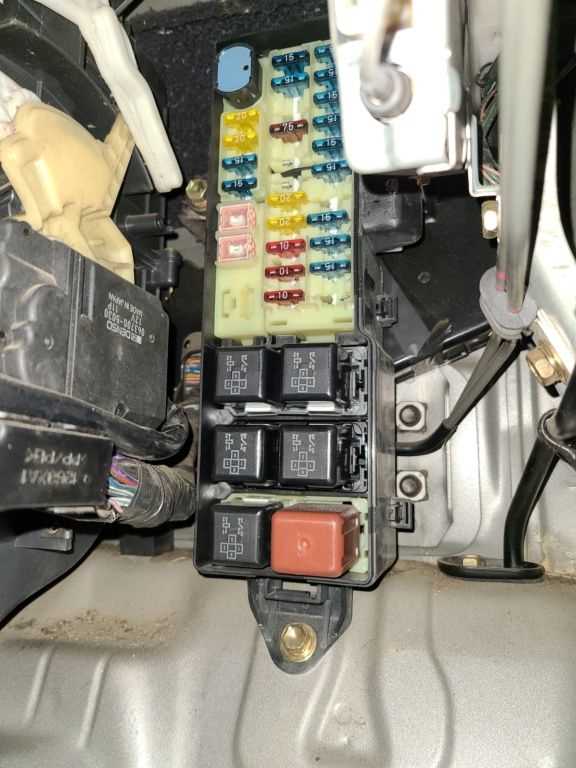 1996 toyota hiace fuse box diagram
