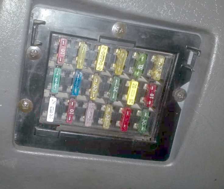 1999 infiniti g20 fuse box diagram