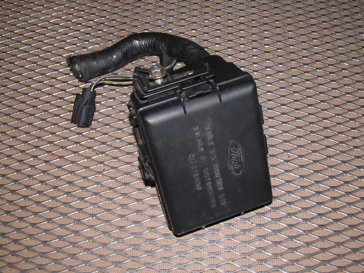 2000 ford mustang fuse box diagram under hood
