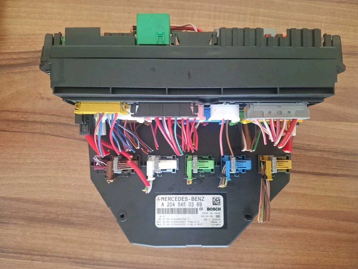 2003 mercedes benz c320 fuse diagram