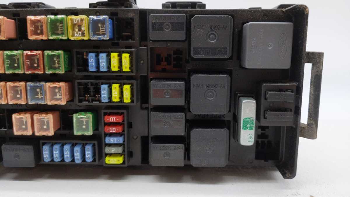 2003 ford explorer sport trac fuse box diagram