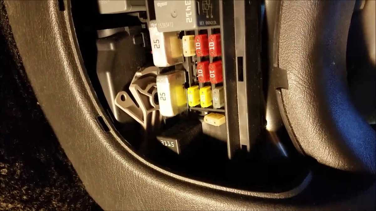 2004 monte carlo fuse box diagram