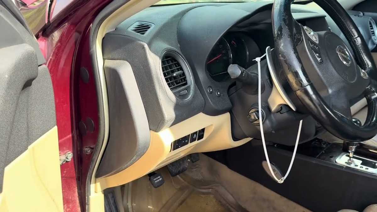 2004 nissan maxima fuse panel diagram