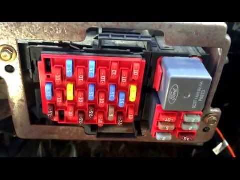 2005 crown victoria police interceptor fuse box diagram