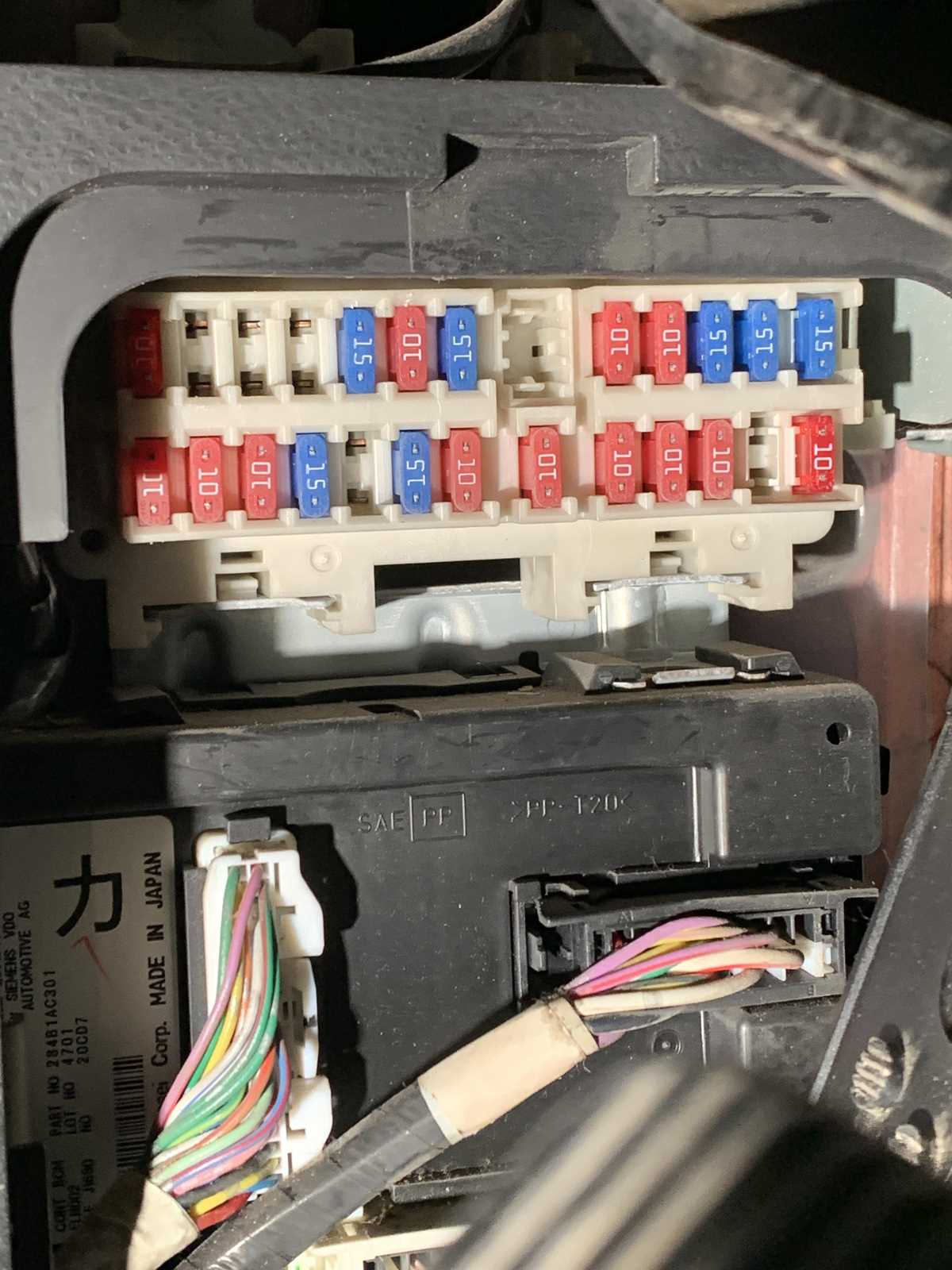 2005 g35 fuse box diagram