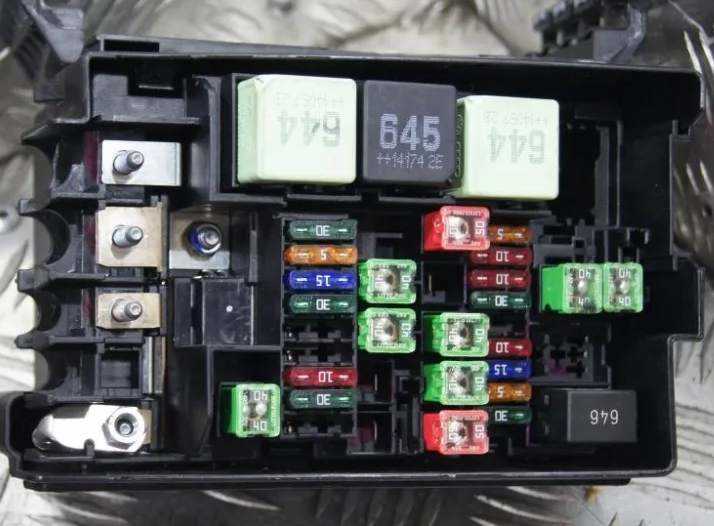 2005 volkswagen beetle fuse box diagram