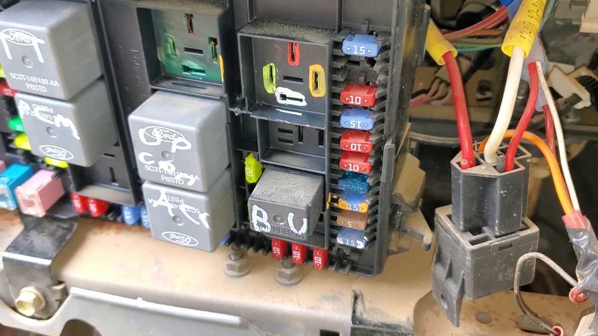 2006 f250 6.0 powerstroke fuse box diagram