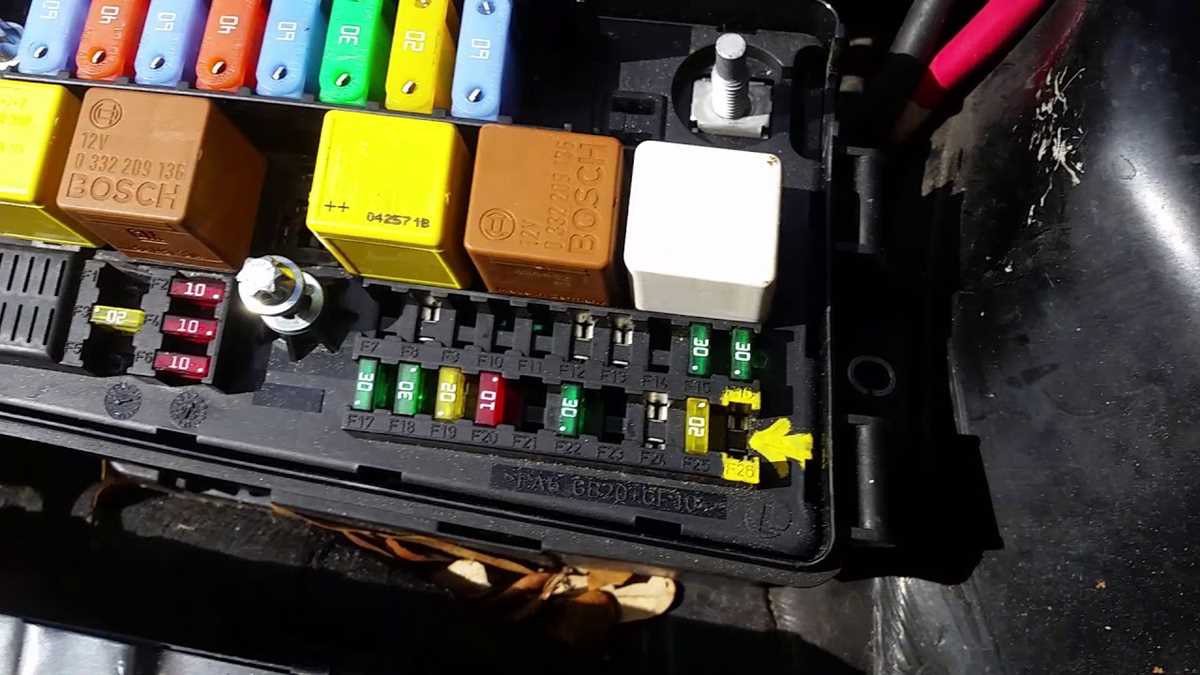 2006 saab 9 3 fuse box diagram