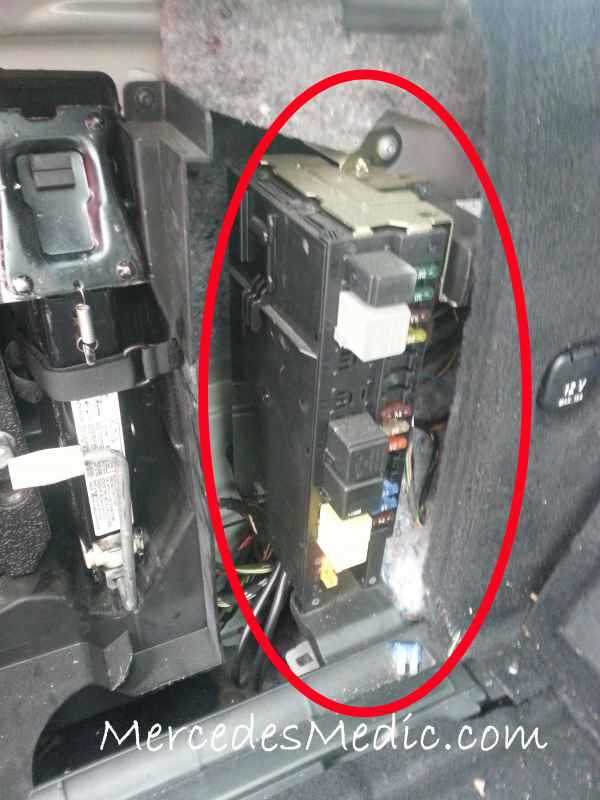 2006 mercedes c230 fuse box diagram