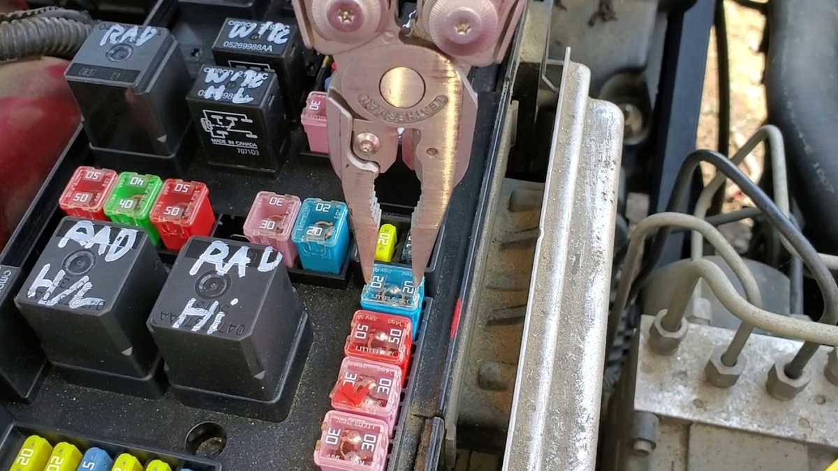 2007 charger fuse diagram