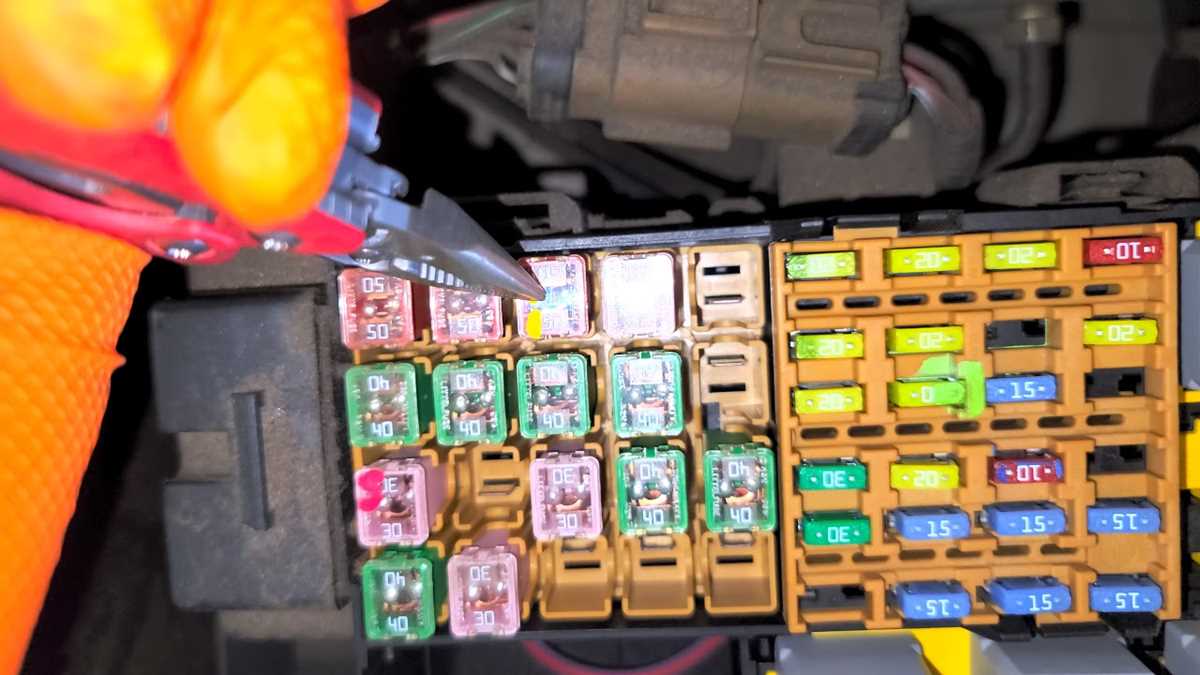 2007 ford explorer sport trac fuse box diagram