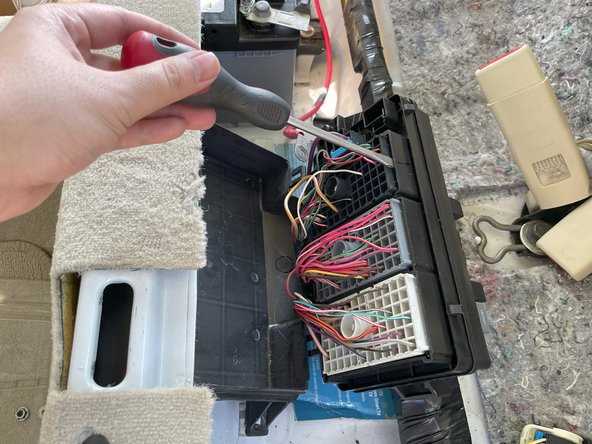 2007 cadillac dts fuse box diagram