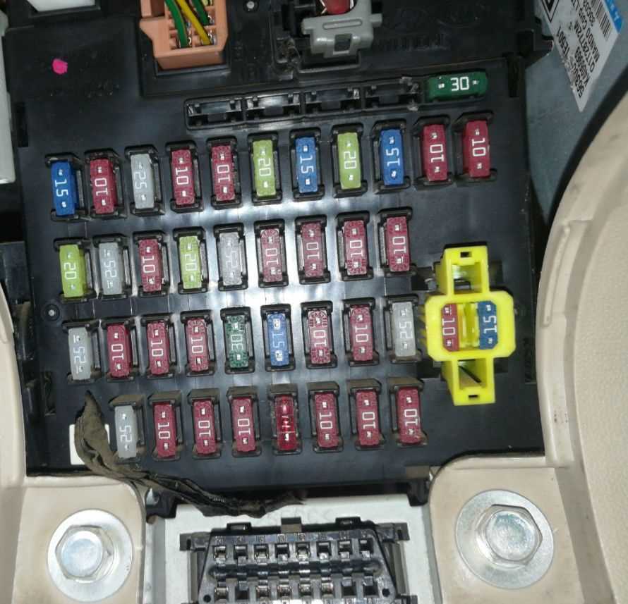 2007 hyundai accent fuse box diagram