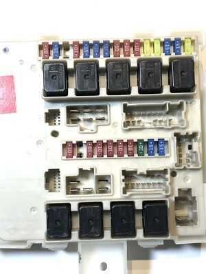 2007 nissan titan fuse box diagram