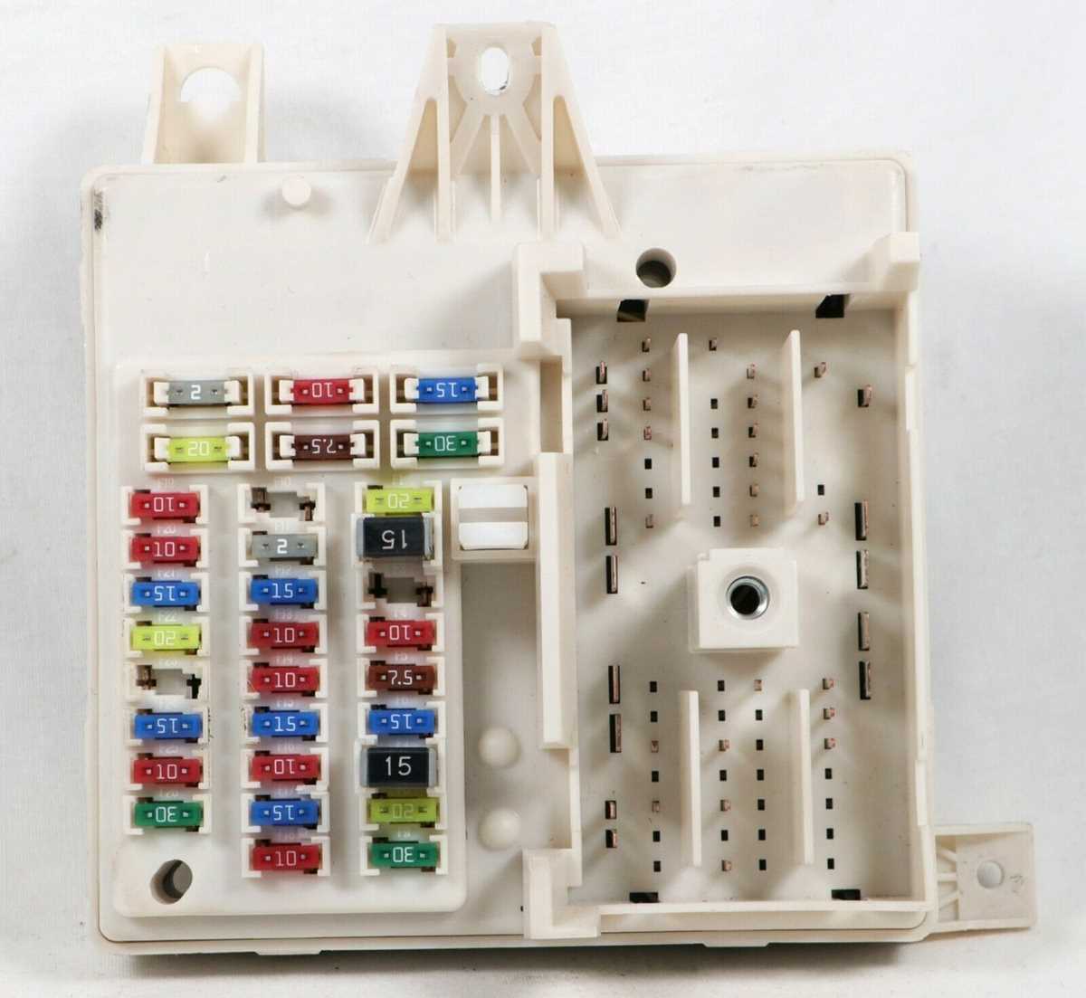 2009 cadillac cts rear fuse box diagram
