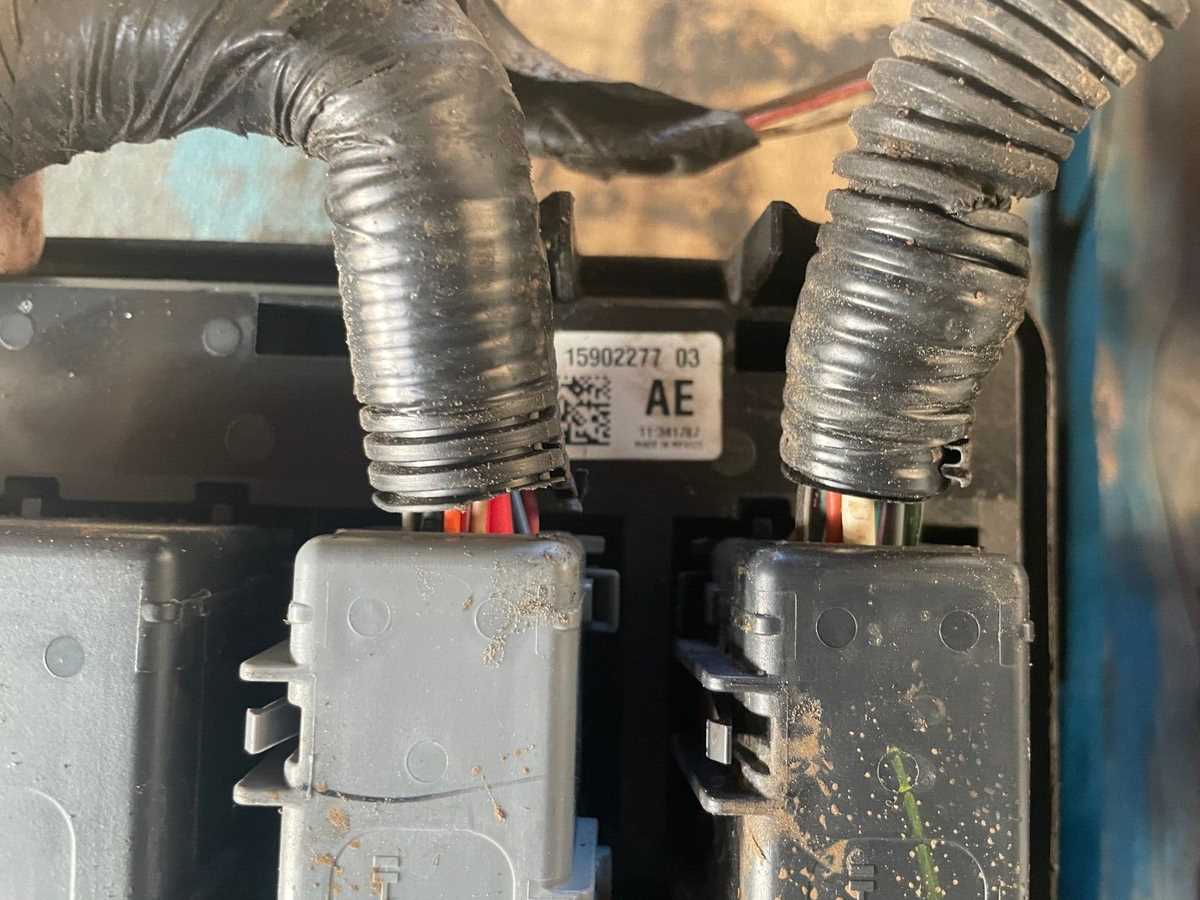 2009 chevy impala interior fuse box diagram