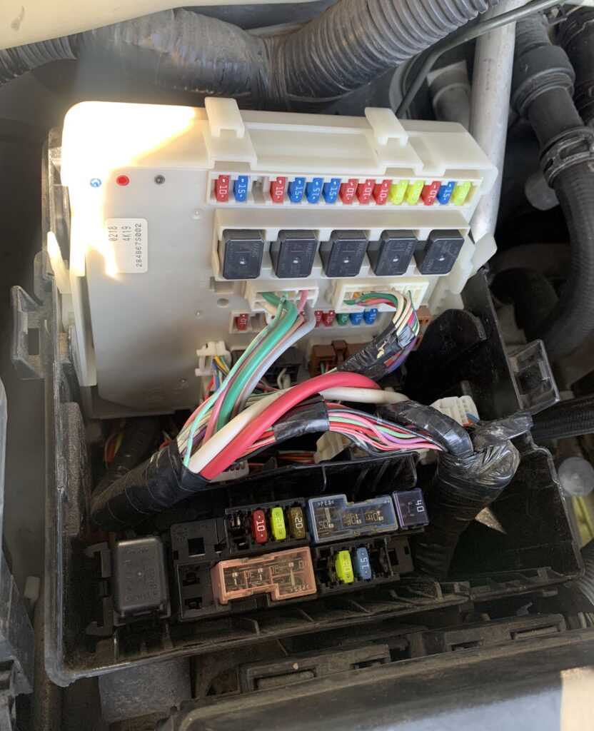 2009 nissan pathfinder fuse box diagram