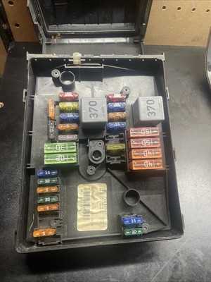 2009 volkswagen jetta fuse box diagram