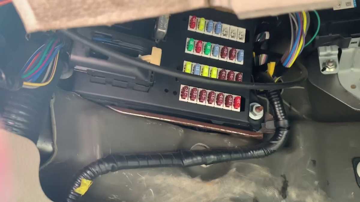 2010 ford fusion hybrid fuse box diagram 2010 ford fusion hybrid fuse box diagram