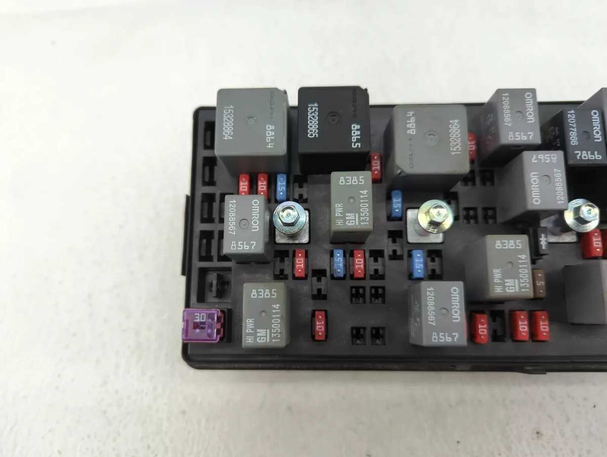 2010 chevy malibu interior fuse box diagram