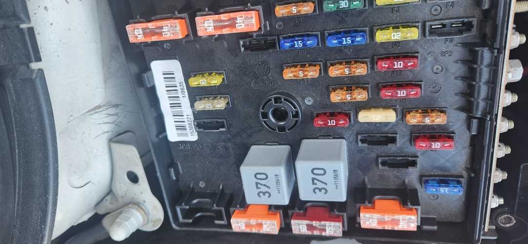 2012 vw passat fuse panel diagram