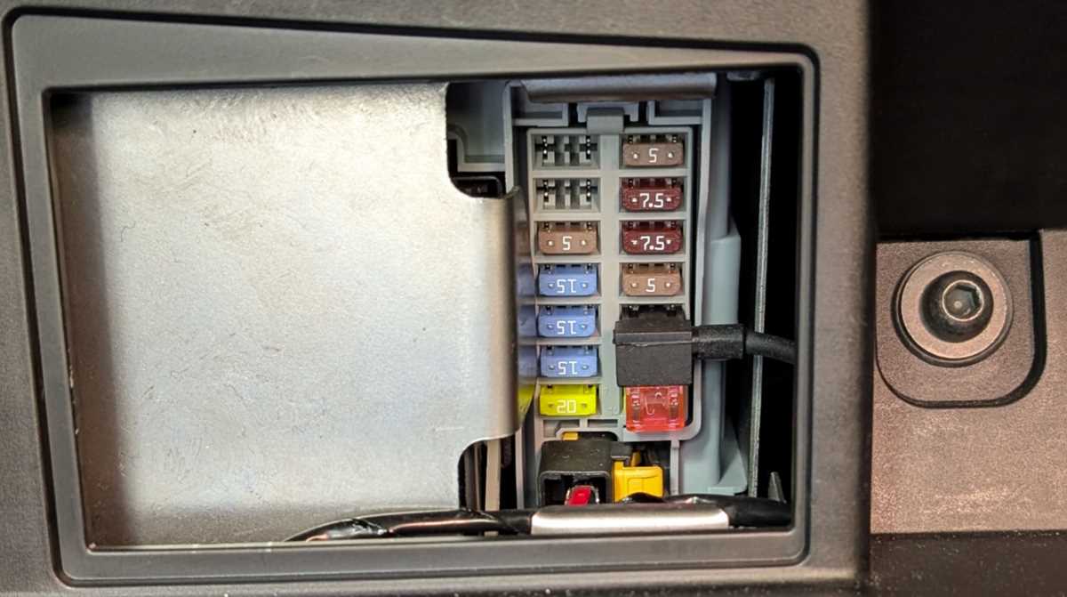 2013 fiat 500 fuse diagram