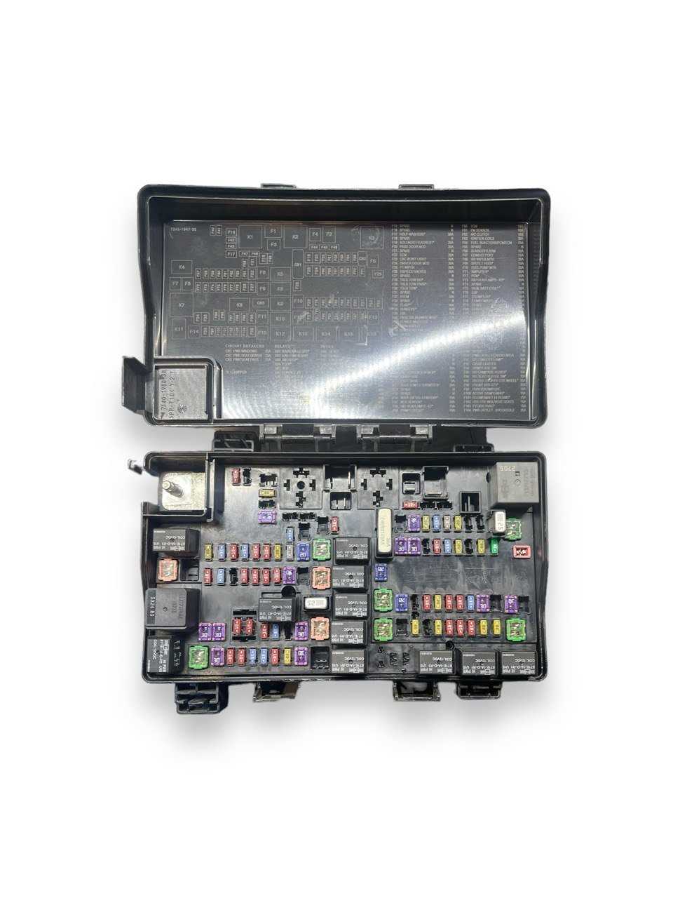2013 jeep grand cherokee fuse diagram