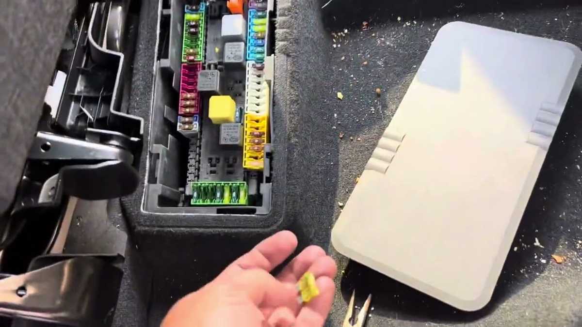 2014 mercedes benz gl450 fuse diagram