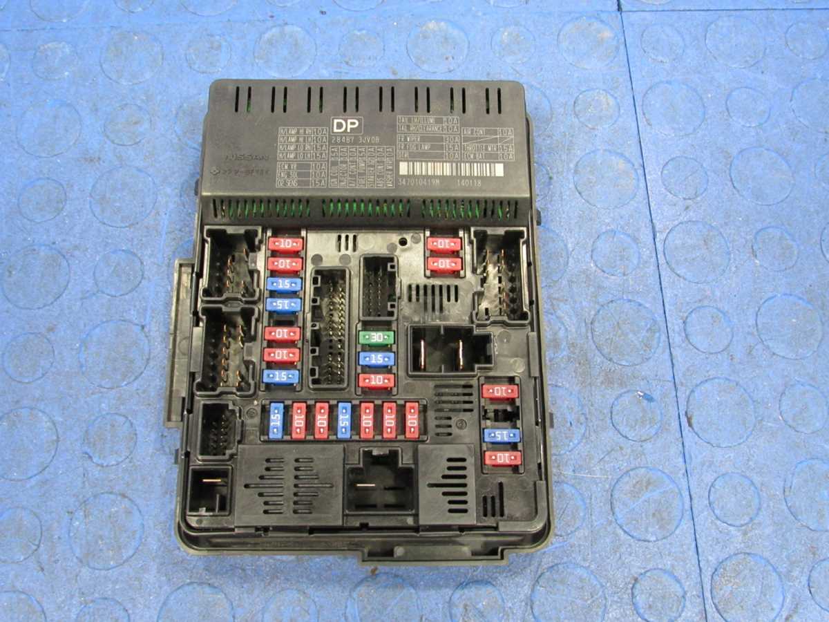 2014 pathfinder fuse box diagram