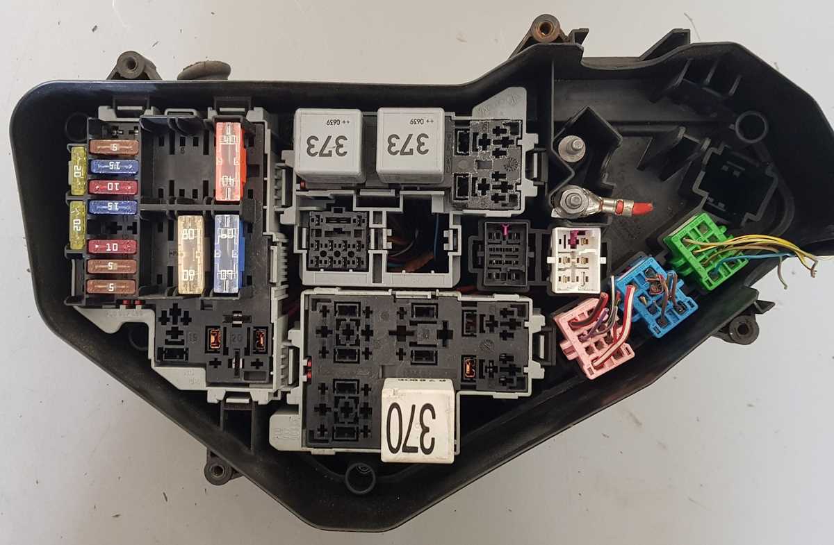 2014 audi q7 fuse box diagram