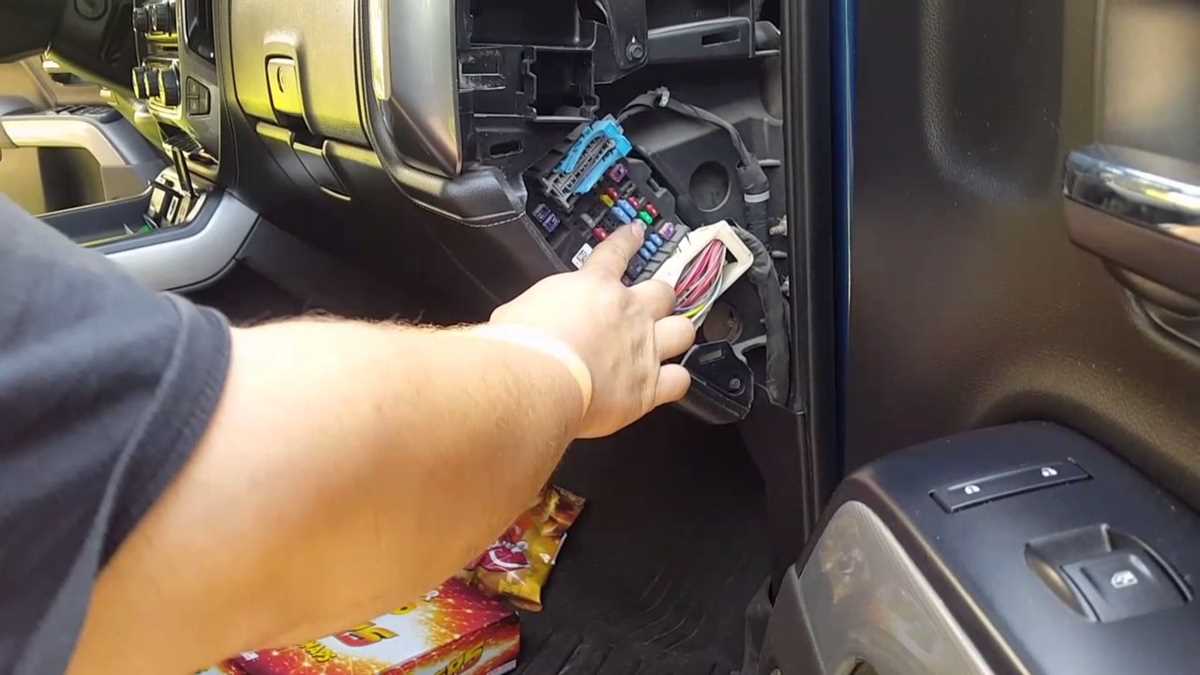 2014 chevy silverado fuse diagram