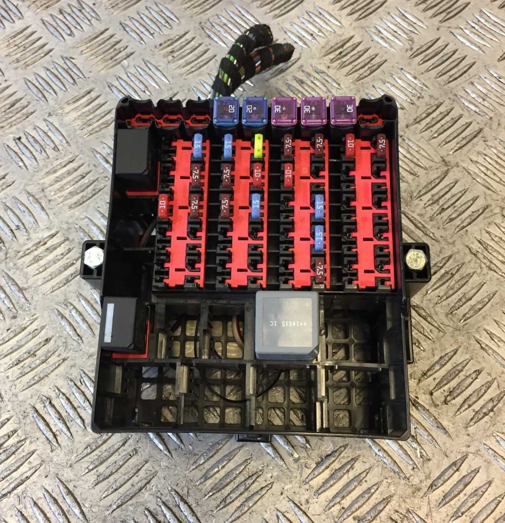 2015 ford fiesta fuse box diagram