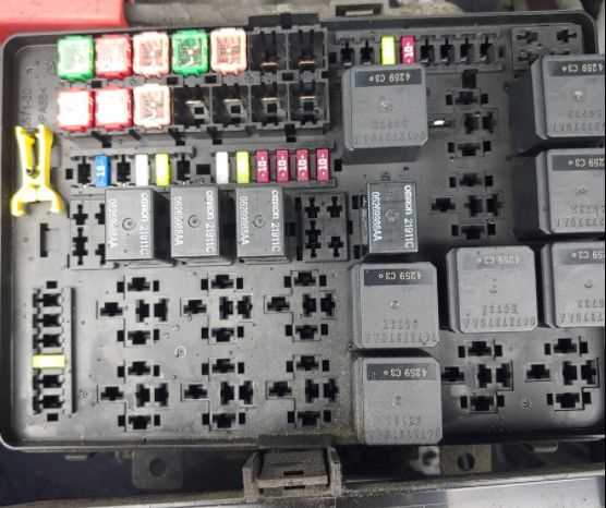 2016 dodge ram fuse box diagram