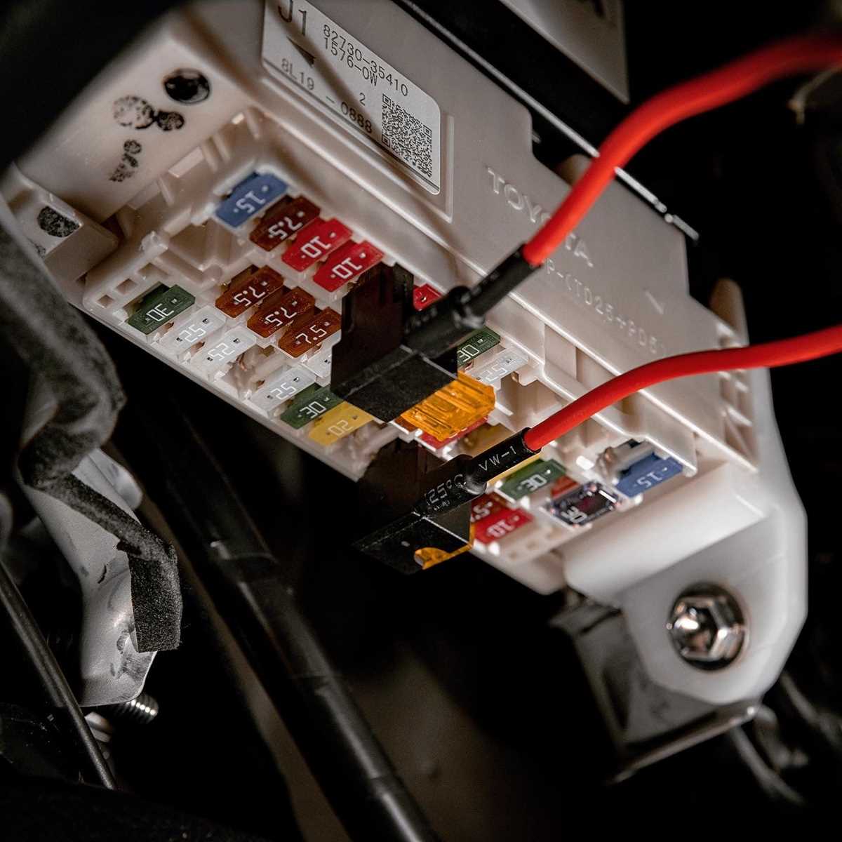 2016 toyota tacoma interior fuse box diagram