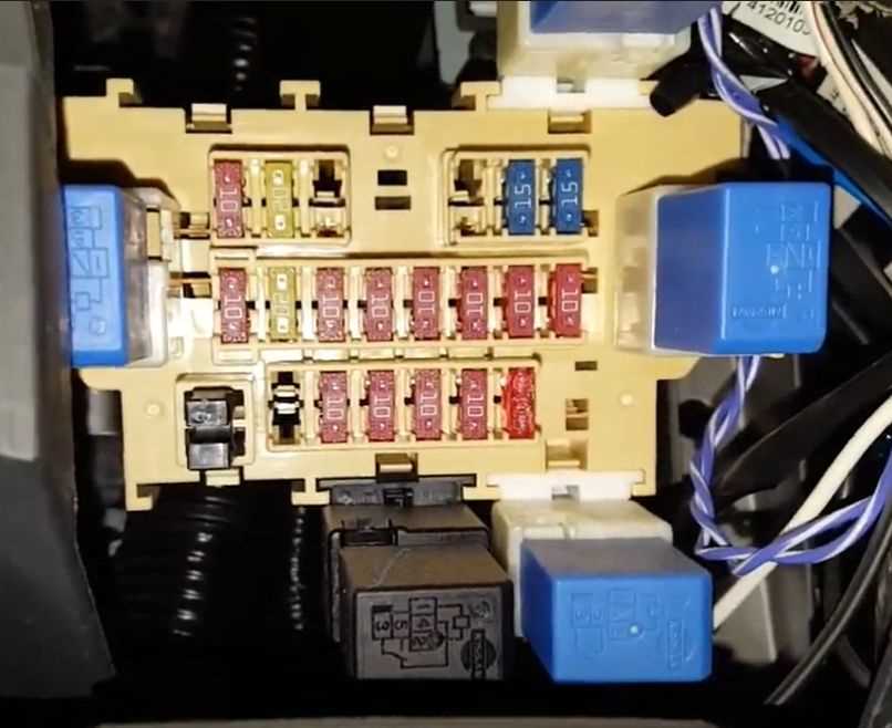 2016 nissan rogue fuse diagram