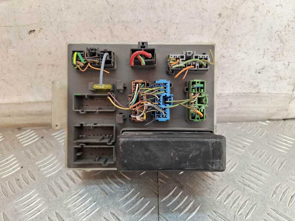 2016 nissan sentra fuse diagram