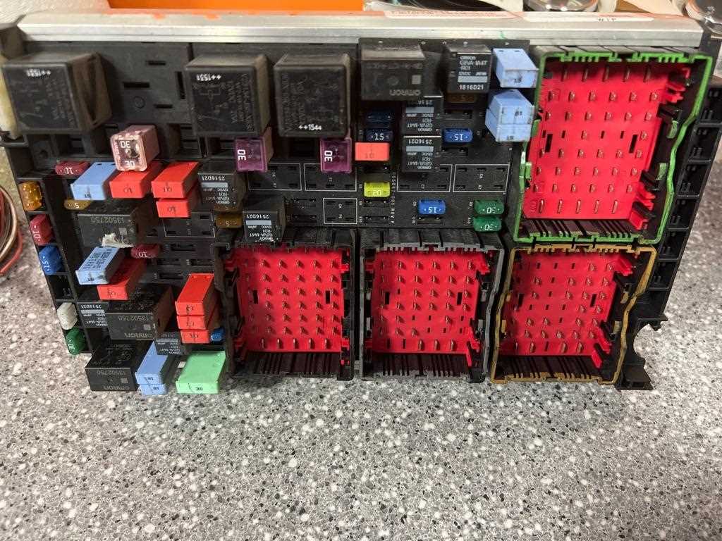 2017 kenworth t680 fuse panel diagram